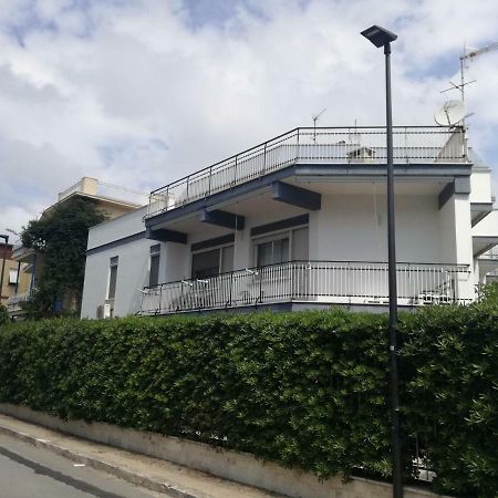 Cento Passi Dal Mare Apartment Gaeta Exterior photo